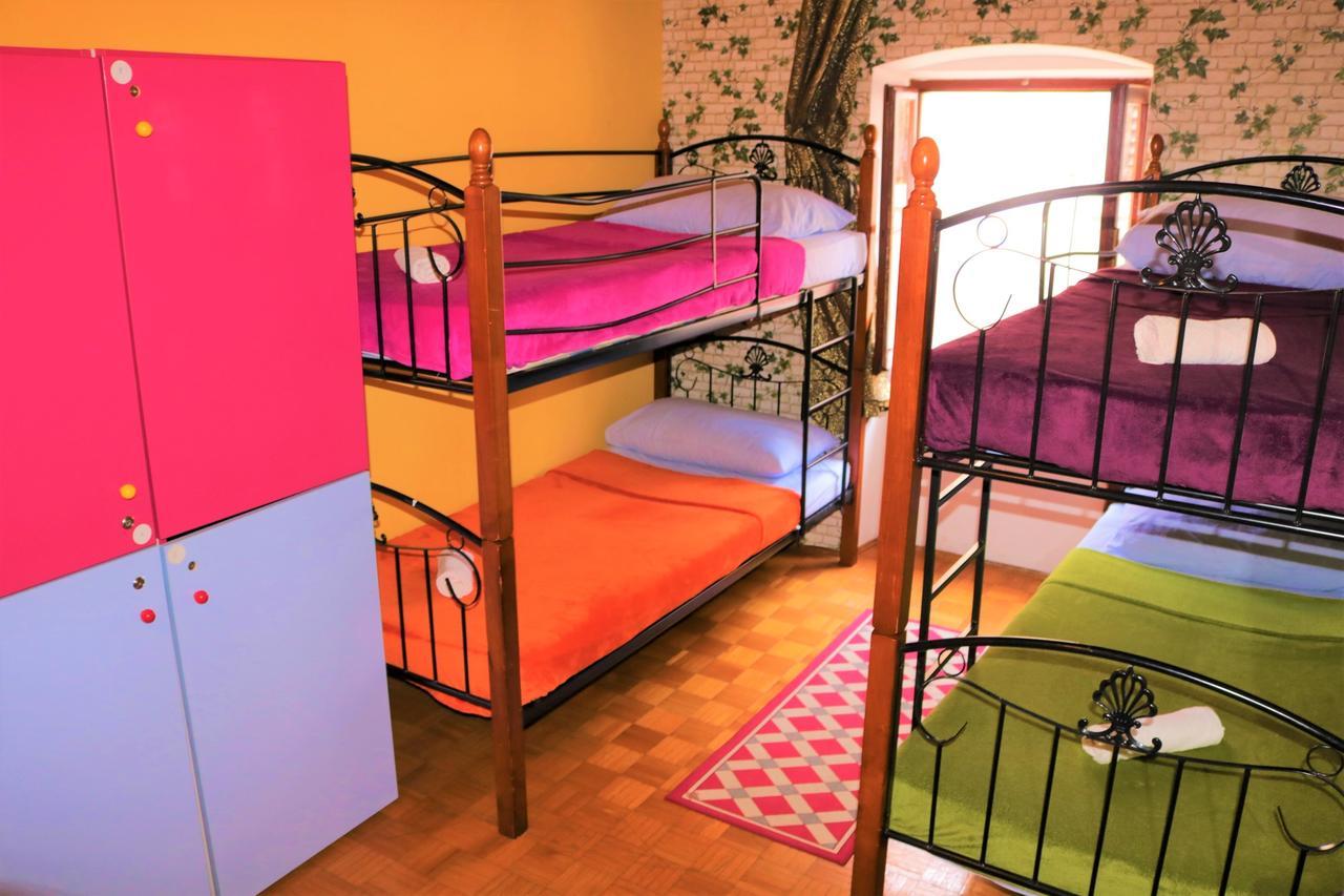 Hostel Alma 2 Пореч Екстериор снимка